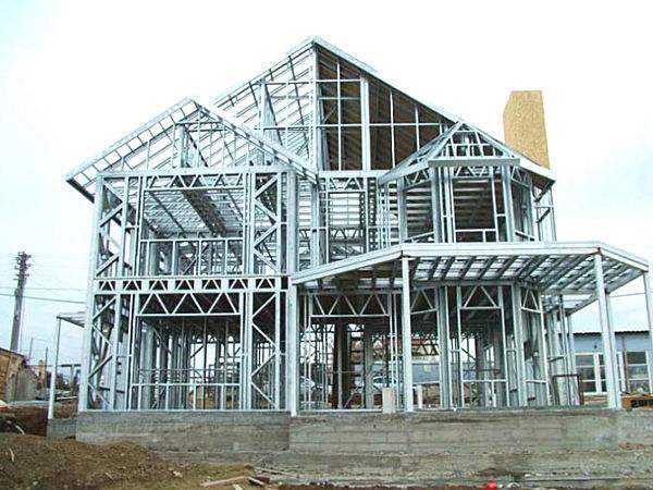 克拉玛依钢结构建筑的腐蚀问题应该如何预防